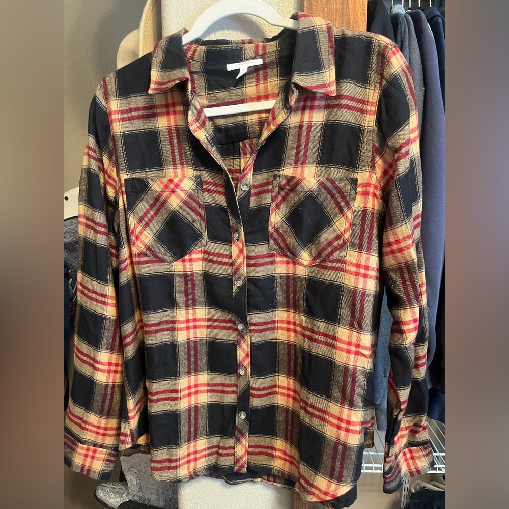 Black tan and red full button down